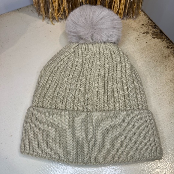Cream UGG Rhinestone Knitted Hat with fleece inside - Picture 2 of 3